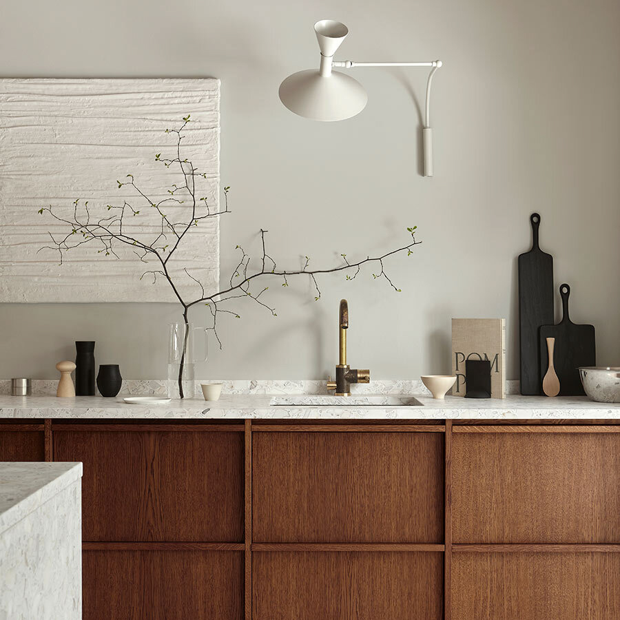 The Versatile Ceiling Light Arm: An Essential Decorative Element for Every Room