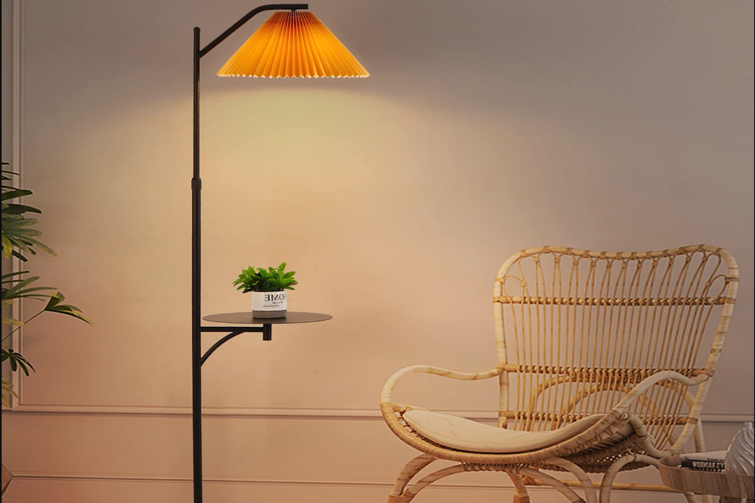 Stylish and Functional: Minimalist Floor Lamp Makes a Great Gift